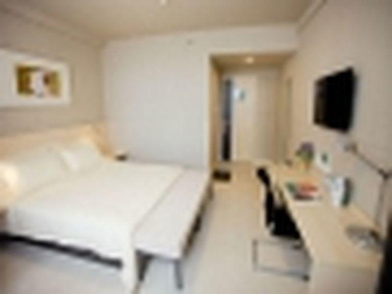 Jinjiang Inn Sanya Hexi Road Qingren Bridge Екстериор снимка
