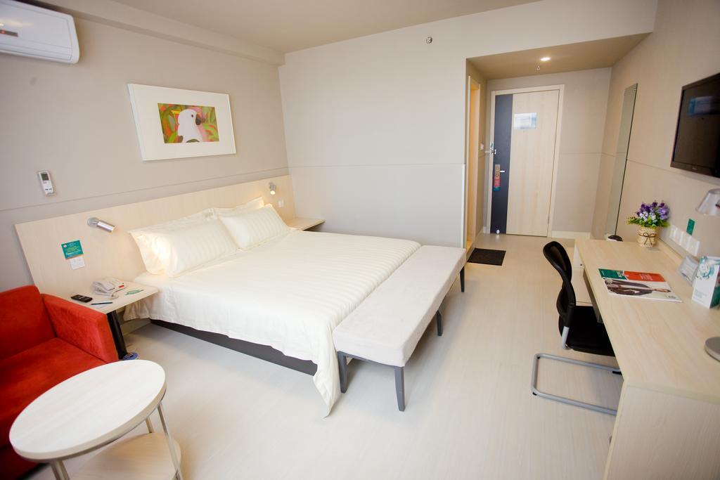 Jinjiang Inn Sanya Hexi Road Qingren Bridge Екстериор снимка